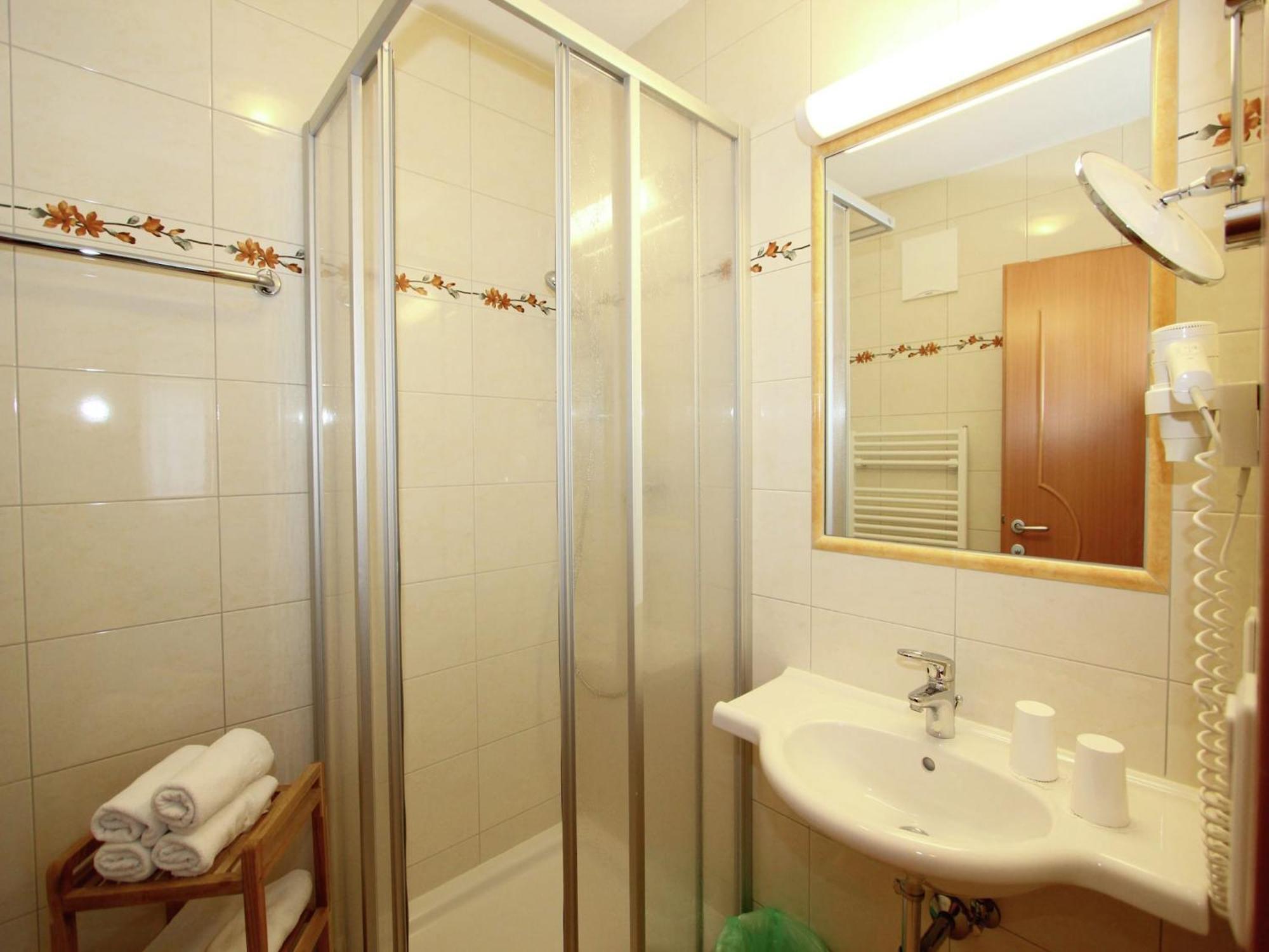 Attractive Holiday Home In Kaltenbach On The Ski Slope Stumm Eksteriør billede