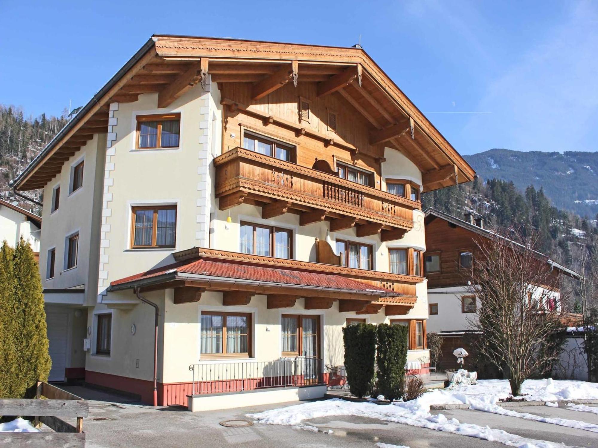 Attractive Holiday Home In Kaltenbach On The Ski Slope Stumm Eksteriør billede