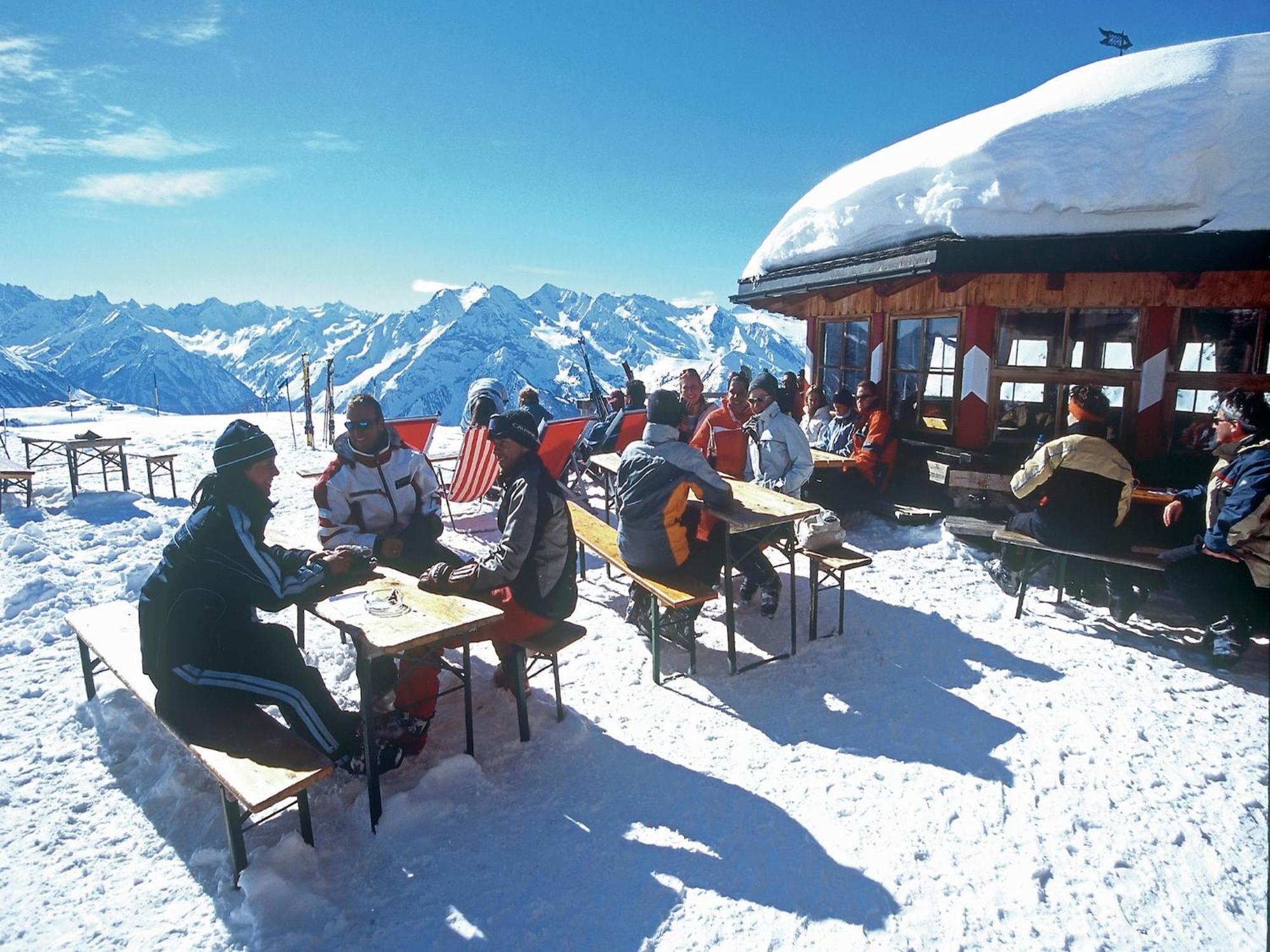 Attractive Holiday Home In Kaltenbach On The Ski Slope Stumm Eksteriør billede